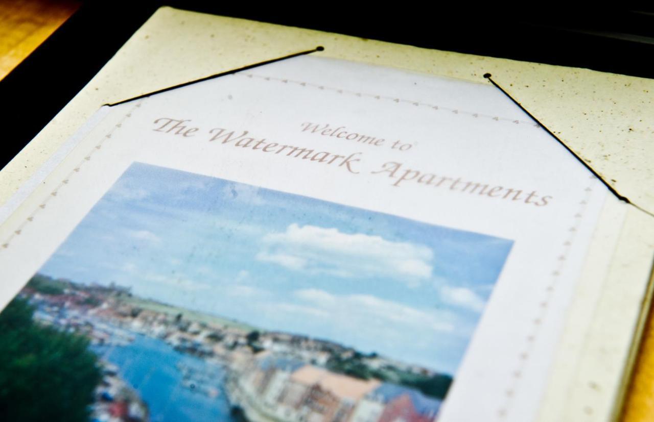 Watermark Apartments Γουίτμπι Δωμάτιο φωτογραφία